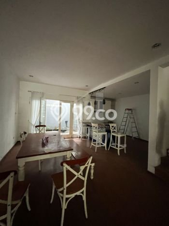 Dijual Cepat Rumah Favorit Siap Huni LB 150m2 di Batununggal, Bandung Dijual Cepat Rumah Favorit Siap Huni LB 150m2 di Batununggal, Bandung