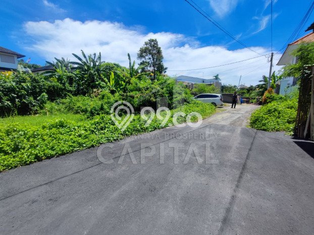 Tanah Lokasi Prima Kawasan , Luas 300m2m², Lingkungan Asri, Dekat Badung, Badung Tanah Lokasi Prima Kawasan , Luas 300m2m², Lingkungan Asri, Dekat Badung, Badung