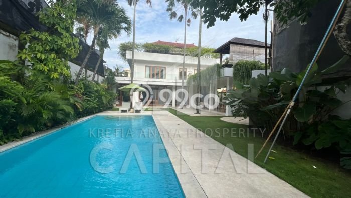 KESEMPATAN EMAS! Vila di Kuta Utara, Luas 615m2m², Lokasi Elite dengan keamanan terjaga KESEMPATAN EMAS! Vila di Kuta Utara, Luas 615m2m², Lokasi Elite dengan keamanan terjaga