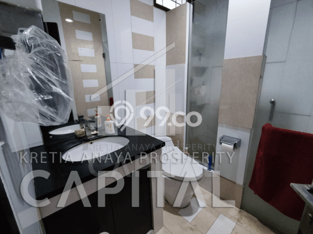 Rumah Elit LB 280m2 Siap Pakai Desain Elegan di Singgasana, Bandung Rumah Elit LB 280m2 Siap Pakai Desain Elegan di Singgasana, Bandung