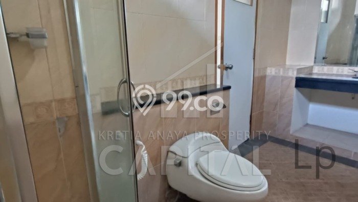 Jual Segera Rumah LT 324m2m² / LB 200m2m² di Pusat Kota Geger Kalong, Bandung Jual Segera Rumah LT 324m2m² / LB 200m2m² di Pusat Kota Geger Kalong, Bandung