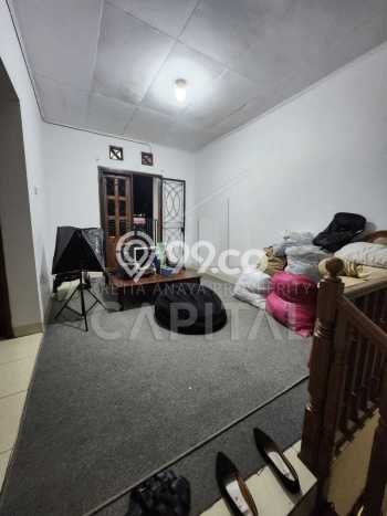 Rumah Luxury Modern Siap Huni di Buah Batu Bandung Rumah Luxury Modern Siap Huni di Buah Batu Bandung