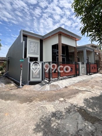 Rumah Berkualitas Cileungsi, Bogor, Luas 131m² Bangunan 100m² Rumah Berkualitas Cileungsi, Bogor, Luas 131m² Bangunan 100m²