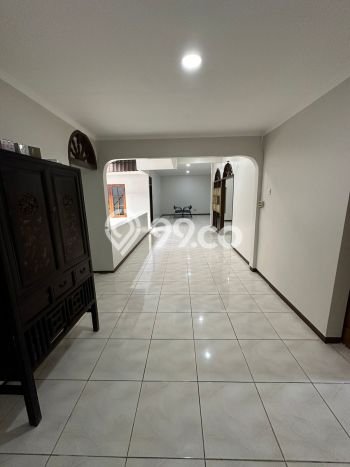 Jual Rumah Mewah Elegan Dengan View Eksklusif di Meruya, Jakarta Barat Jual Rumah Mewah Elegan Dengan View Eksklusif di Meruya, Jakarta Barat