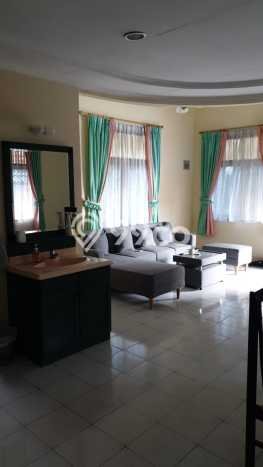 Tersedia Vila Kawasan Cipanas, Luas 270m2m², Posisi Strategis Tersedia Vila Kawasan Cipanas, Luas 270m2m², Posisi Strategis