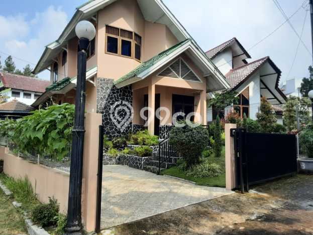 Tersedia Vila Kawasan Cipanas, Luas 270m2m², Posisi Strategis Tersedia Vila Kawasan Cipanas, Luas 270m2m², Posisi Strategis