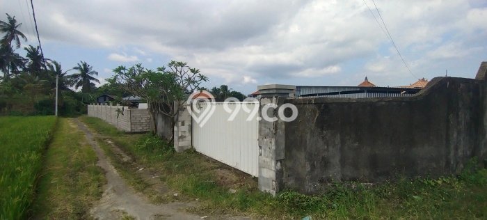 Tanah Dijual di Gianyar Seluas 910m2 Strategis Tanah Dijual di Gianyar Seluas 910m2 Strategis