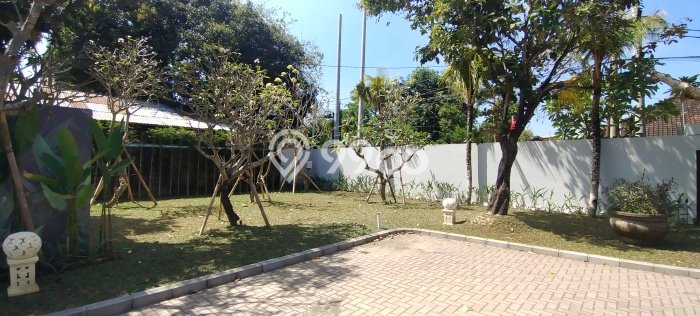 Rumah Elit Modern Tanpa Renovasi di Kesiman Denpasar Rumah Elit Modern Tanpa Renovasi di Kesiman Denpasar
