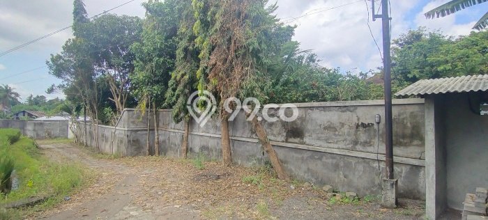 Tanah Dijual di Gianyar Seluas 910m2 Strategis Tanah Dijual di Gianyar Seluas 910m2 Strategis