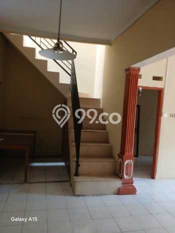 For Sale Rumah 10 Kamar Lokasi Ideal Nyaman dan Strategis di Antapani For Sale Rumah 10 Kamar Lokasi Ideal Nyaman dan Strategis di Antapani