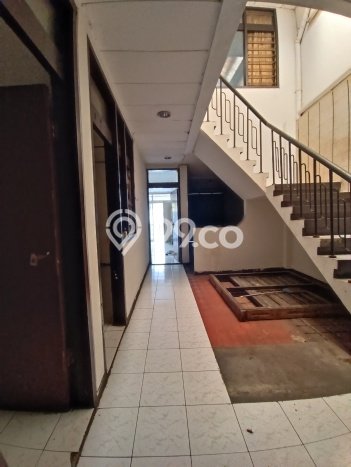 Rumah Luxury Modern Tanpa Renovasi di Veteran Bandung Rumah Luxury Modern Tanpa Renovasi di Veteran Bandung