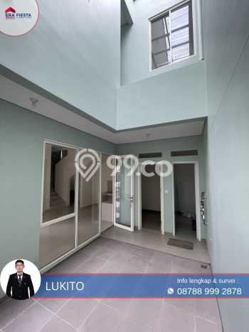 Disewakan Rumah Murah di Suvarna Sutera Tangerang dengan 3 Kamar Tidur Disewakan Rumah Murah di Suvarna Sutera Tangerang dengan 3 Kamar Tidur