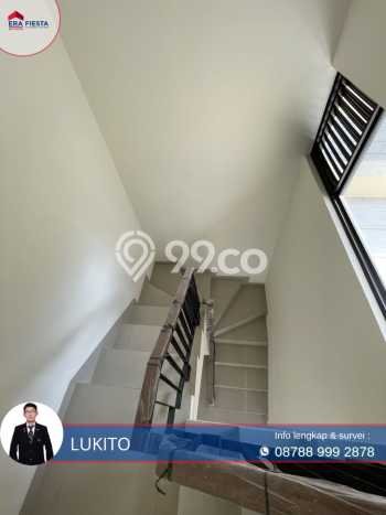 Rumah sewa siap pakai 3 KT di Suvarna Sutera, Tangerang Rumah sewa siap pakai 3 KT di Suvarna Sutera, Tangerang