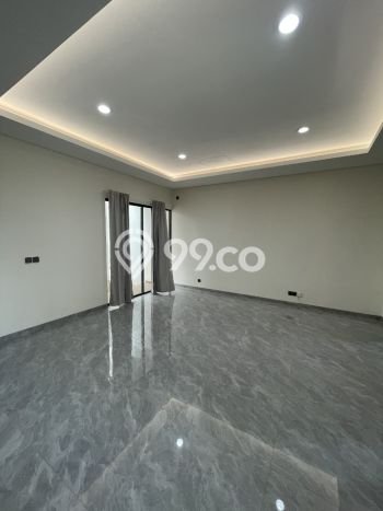 Sewa Rumah Murah di Suvarna Sutera Tangerang Punya 3 Kamar Tidur Sewa Rumah Murah di Suvarna Sutera Tangerang Punya 3 Kamar Tidur