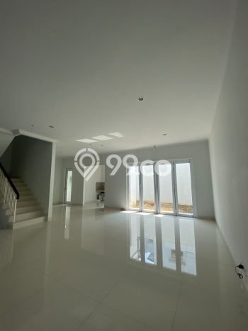 Ready to Use! Luxury House LT 162m2 Desain Elegan di Gading Serpong Ready to Use! Luxury House LT 162m2 Desain Elegan di Gading Serpong