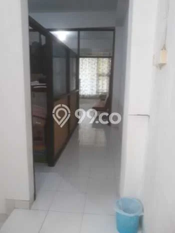 LOKASI TERBAIK! Ruko di , Luas 180m2m², Akses Strategis LOKASI TERBAIK! Ruko di , Luas 180m2m², Akses Strategis