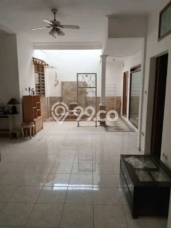 Disewakan Hunian Konsep Minimalis di Tebet Jakarta Selatan dengan 5 KT Disewakan Hunian Konsep Minimalis di Tebet Jakarta Selatan dengan 5 KT