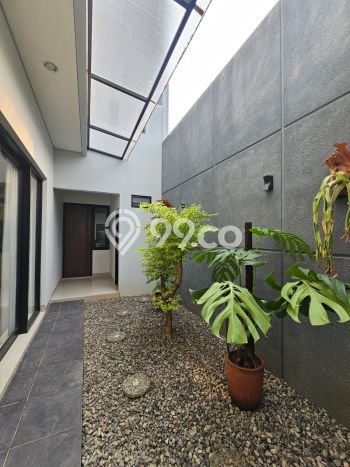 For Sale! Premium House LT 185m2 Desain Elegan di BSD For Sale! Premium House LT 185m2 Desain Elegan di BSD