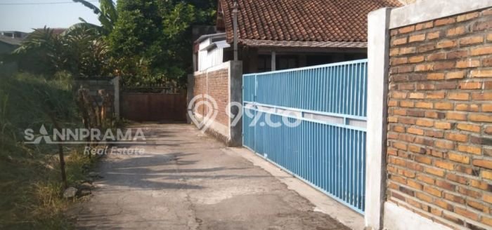 Dijual Rumah 2 Kamar Lokasi Strategis Bagus dan Strategis di Tapos Dijual Rumah 2 Kamar Lokasi Strategis Bagus dan Strategis di Tapos