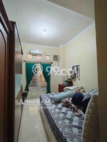 Dijual Hunian Rumah Nyaman 6 Kamar di Sukmajaya, Depok Dijual Hunian Rumah Nyaman 6 Kamar di Sukmajaya, Depok