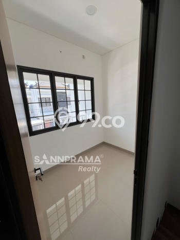 Dijual Cepat Rumah Bagus Siap Huni LB 80m2 di Cimanggis, Depok Dijual Cepat Rumah Bagus Siap Huni LB 80m2 di Cimanggis, Depok