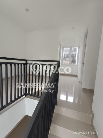 Rumah Strategis Modern Lb 127m2 di Limo, Depok Rumah Strategis Modern Lb 127m2 di Limo, Depok