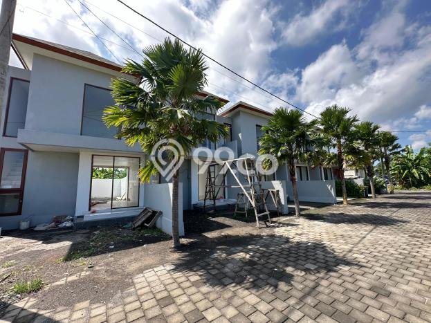 Investasi Menjanjikan! Vila di , Luas 100m2m², Akses ke Fasilitas Umum Investasi Menjanjikan! Vila di , Luas 100m2m², Akses ke Fasilitas Umum
