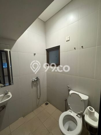 Rumah Strategis Modern Lb 88m2 di BSD, Tangerang Selatan Rumah Strategis Modern Lb 88m2 di BSD, Tangerang Selatan