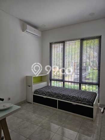 Lokasi terbaik! Rumah siap pakai disewakan di BSD LB 160m2 Lokasi terbaik! Rumah siap pakai disewakan di BSD LB 160m2