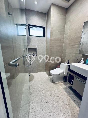 DIJUAL CEPAT! Rumah Premium di Gading Serpong, Tangerang, Luas 128m² LB 129m² Bisa Nego! DIJUAL CEPAT! Rumah Premium di Gading Serpong, Tangerang, Luas 128m² LB 129m² Bisa Nego!