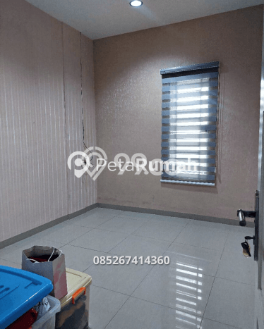 Rumah Strategis dengan Luas Tanah 120m² dan Luas Bangunan 160m² di Kawasan Medan Sunggal, Medan Rumah Strategis dengan Luas Tanah 120m² dan Luas Bangunan 160m² di Kawasan Medan Sunggal, Medan