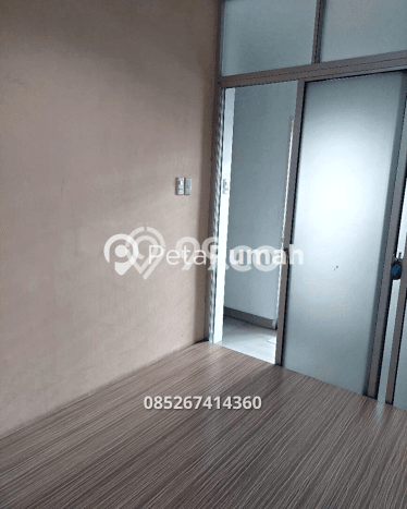 Rumah Strategis dengan Luas Tanah 120m² dan Luas Bangunan 160m² di Kawasan Medan Sunggal, Medan Rumah Strategis dengan Luas Tanah 120m² dan Luas Bangunan 160m² di Kawasan Medan Sunggal, Medan