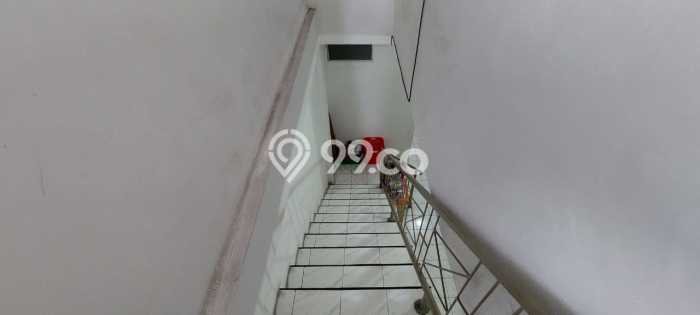 PRIME LOCATION! Ruko di Medan Petisah, Luas 180m², Area Bisnis, Posisi Premium PRIME LOCATION! Ruko di Medan Petisah, Luas 180m², Area Bisnis, Posisi Premium