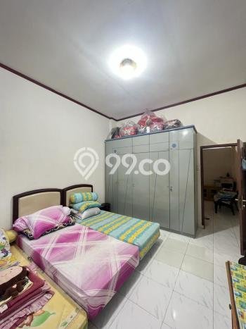 AREA TERSIBUK! Ruko di Medan Kota, Luas 240m², Pusat Komersial AREA TERSIBUK! Ruko di Medan Kota, Luas 240m², Pusat Komersial