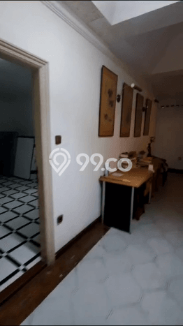 PROPERTI PILIHAN! Rumah area Medan Polonia, LT 294m² Bangunan 420m² PROPERTI PILIHAN! Rumah area Medan Polonia, LT 294m² Bangunan 420m²