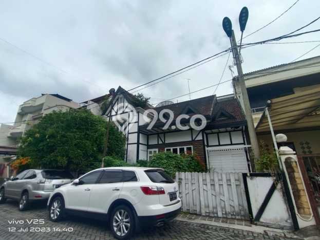 PROPERTI PILIHAN! Rumah area Medan Polonia, LT 294m² Bangunan 420m² PROPERTI PILIHAN! Rumah area Medan Polonia, LT 294m² Bangunan 420m²
