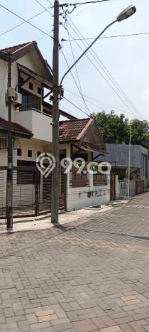Hunian Cantik Modern Lb 400m2 di Semarang Barat, Semarang Hunian Cantik Modern Lb 400m2 di Semarang Barat, Semarang
