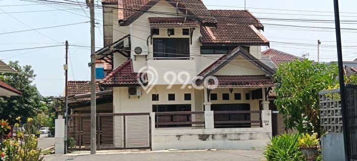 Hunian Cantik Modern Lb 400m2 di Semarang Barat, Semarang Hunian Cantik Modern Lb 400m2 di Semarang Barat, Semarang