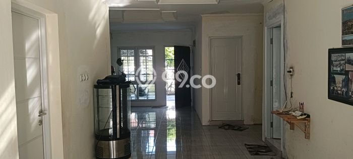 For Sale Rumah 4 Kamar Lokasi Strategis Nyaman dan Strategis di Semarang Barat For Sale Rumah 4 Kamar Lokasi Strategis Nyaman dan Strategis di Semarang Barat