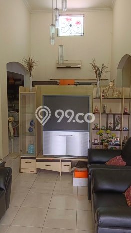 Rumah Modern 3 KT di Graha Padma Semarang Semi Furnished Rumah Modern 3 KT di Graha Padma Semarang Semi Furnished