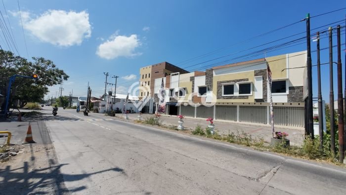 Unit Ruko Dijual di Kartosuro Solo Luas Tanah 80m2, Luas Bangunan 88m2 Unit Ruko Dijual di Kartosuro Solo Luas Tanah 80m2, Luas Bangunan 88m2