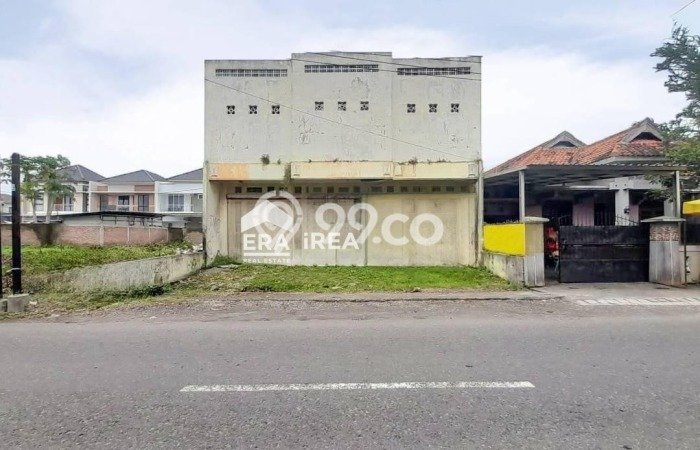 Ruko Paling Dicari LB 100m2 Dijual di Colomadu Ruko Paling Dicari LB 100m2 Dijual di Colomadu