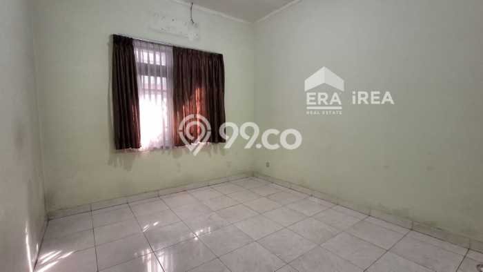Lokasi Strategis! Dijual Ruko Bisnis di Laweyan, Solo Kondisi Baik Lokasi Strategis! Dijual Ruko Bisnis di Laweyan, Solo Kondisi Baik
