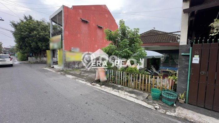 Rumah Strategis Minimalis Lb 100m2 di Jajar, Solo Rumah Strategis Minimalis Lb 100m2 di Jajar, Solo