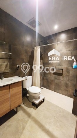 Lokasi strategis! Rumah siap huni disewakan di Jajar LB 300m2 Lokasi strategis! Rumah siap huni disewakan di Jajar LB 300m2