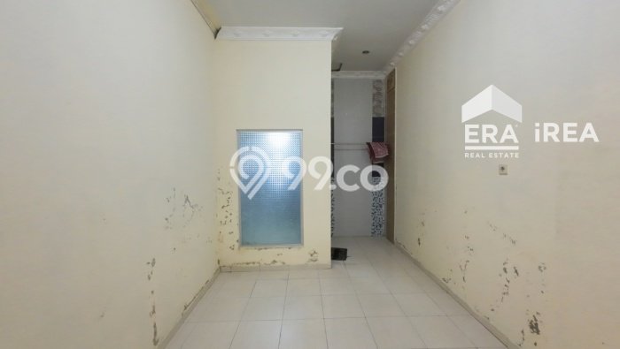 Rumah Modern Cantik 4 Kamar Siap Huni di Gentan Rumah Modern Cantik 4 Kamar Siap Huni di Gentan