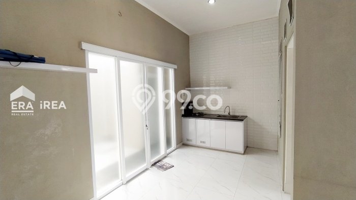 Dijual Cepat Rumah Bagus Siap Huni LB 70m2 di Laweyan, Solo Dijual Cepat Rumah Bagus Siap Huni LB 70m2 di Laweyan, Solo