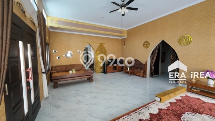 Dijual Cepat Rumah Favorit Siap Huni LB 200m2 di Mojolaban, Sukoharjo Dijual Cepat Rumah Favorit Siap Huni LB 200m2 di Mojolaban, Sukoharjo