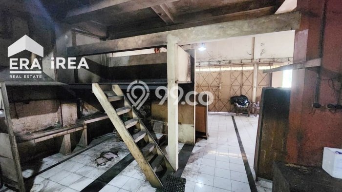Unit Komersial Paling Strategis di Manahan Solo dengan LB 150m2 Unit Komersial Paling Strategis di Manahan Solo dengan LB 150m2