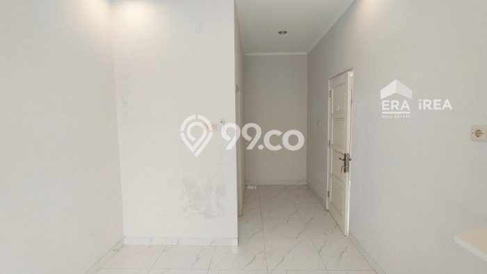 Dijual Cepat Rumah Bagus Siap Huni LB 70m2 di Laweyan, Solo Dijual Cepat Rumah Bagus Siap Huni LB 70m2 di Laweyan, Solo